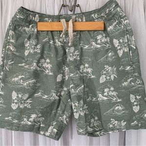 Hit the waves with these Men’s Swim Trunks!